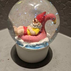 Santa and Flamingo Water Globe Snow Globe 4"